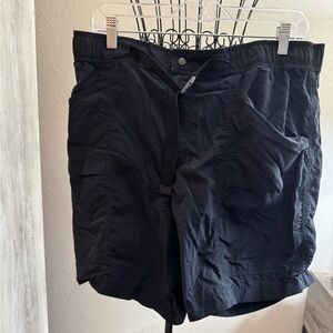 Men’s Eddie Bauer Black Cargo Shorts